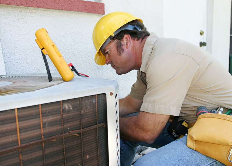 Inspecting heat exchangers for cracks and corrosion