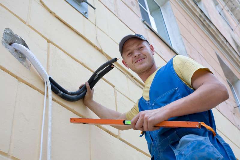 Flushing condensate drain lines